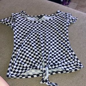 Checkerd woman’s top